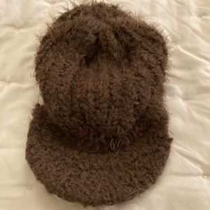 Newspaper boy style winter cap